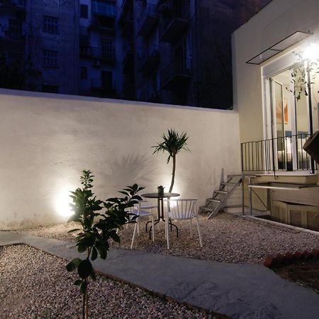 Patio Apartment Near Metro & Acropolis Athen Exterior foto