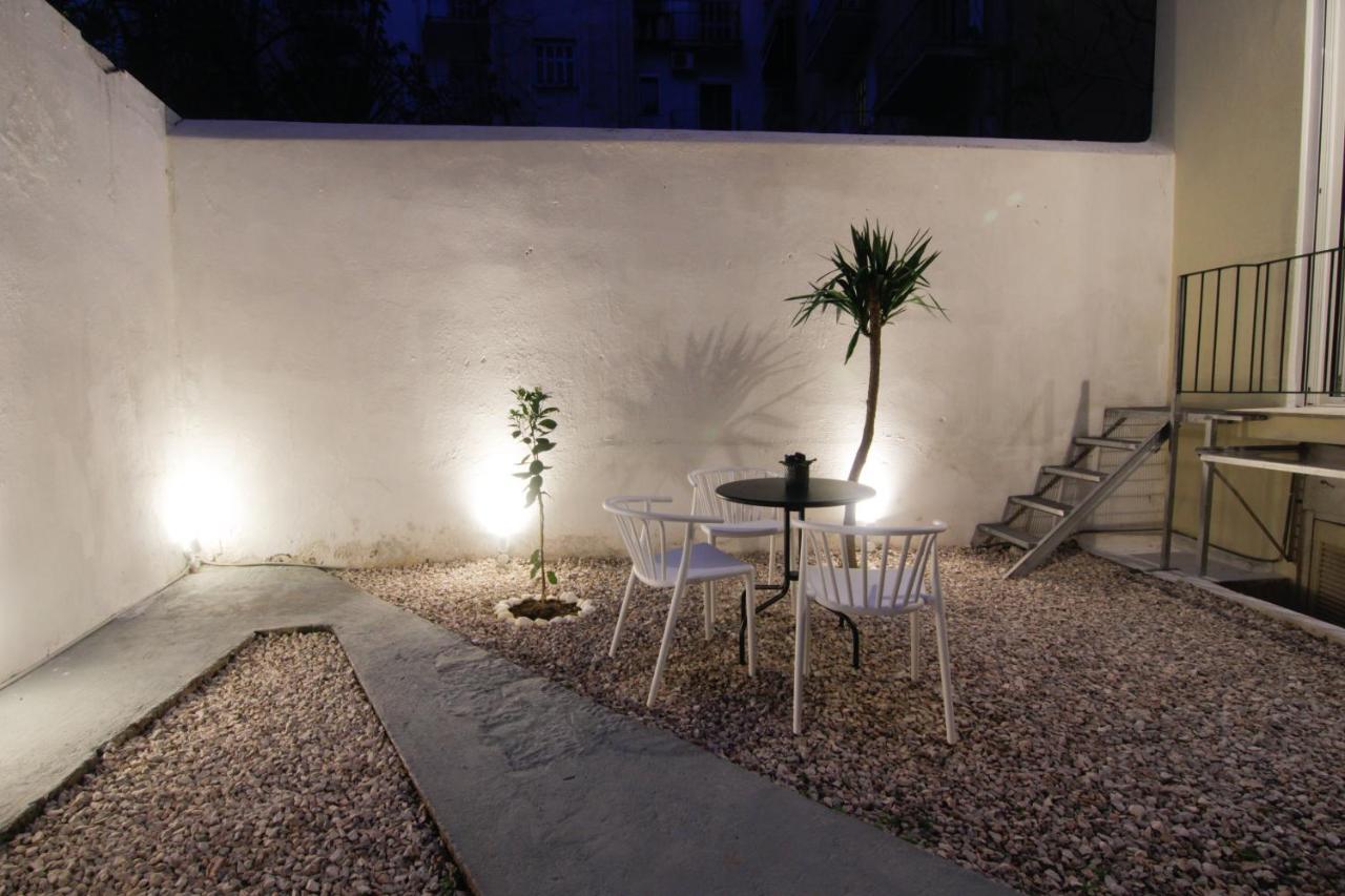 Patio Apartment Near Metro & Acropolis Athen Exterior foto