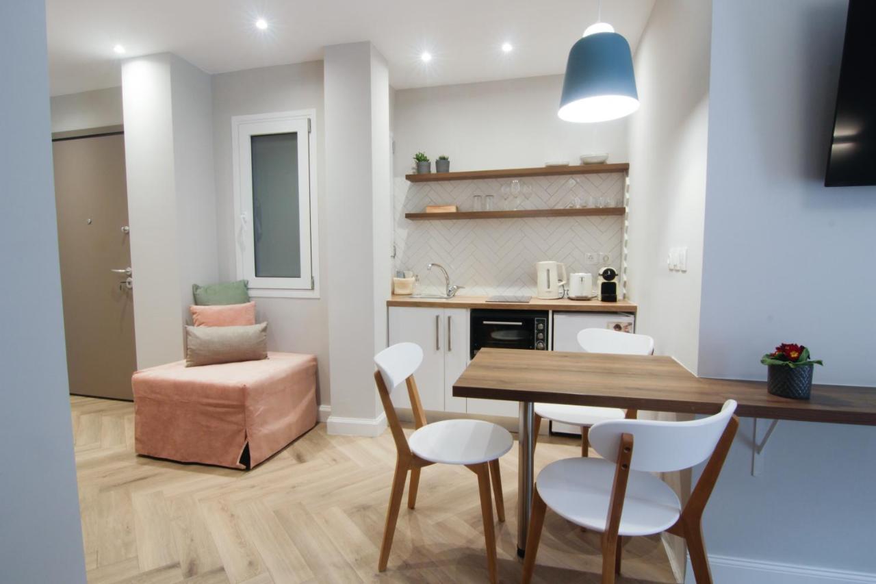 Patio Apartment Near Metro & Acropolis Athen Exterior foto